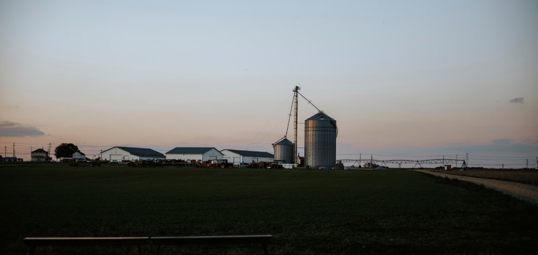 john coombs farm|||coombs sod farm truck