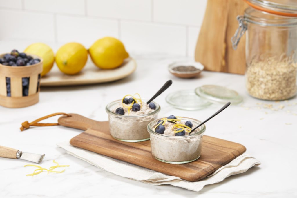 V8 blueberry lemon overnight oats